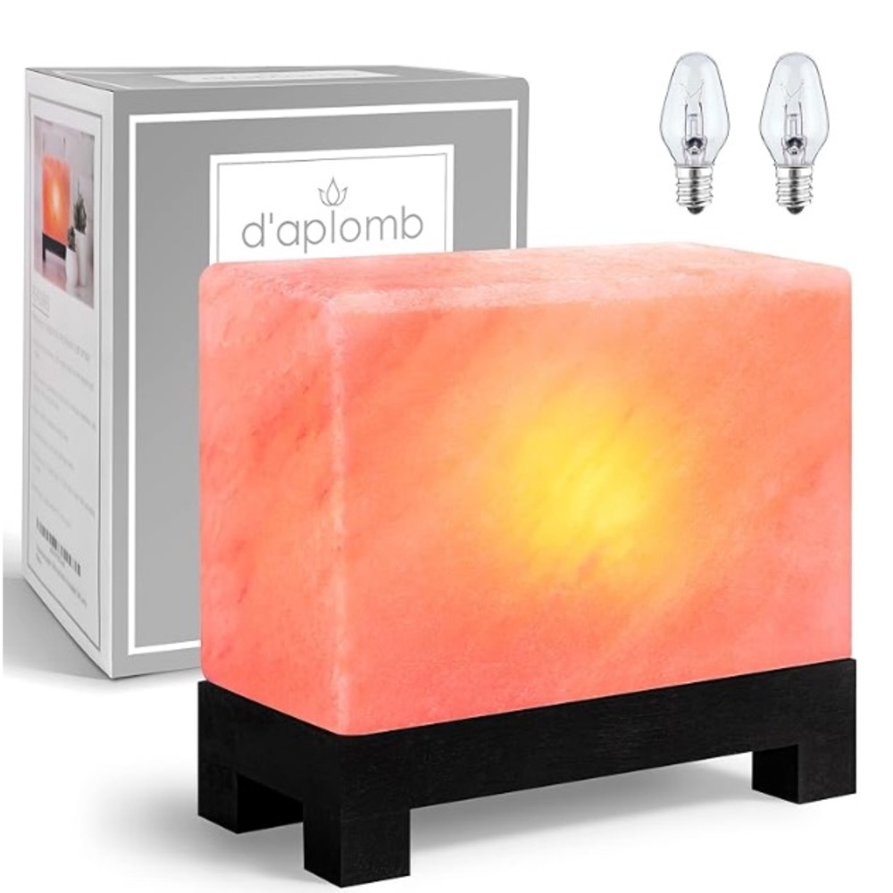 Brand New in Box Salt Lamp 🖤